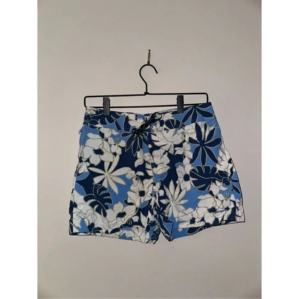Women's Patagonia Wavefarer Boardshorts Surf Hawaiian Flower Print Size 8